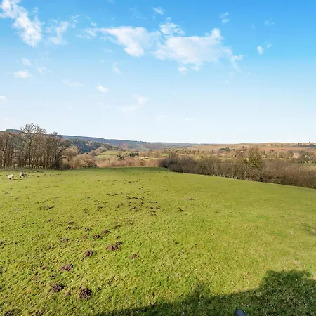 Holiday home Heatherdene